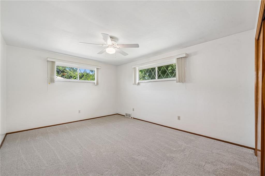 609 Brightberry Road Monroeville, PA 15146 - Photo 12 of 36