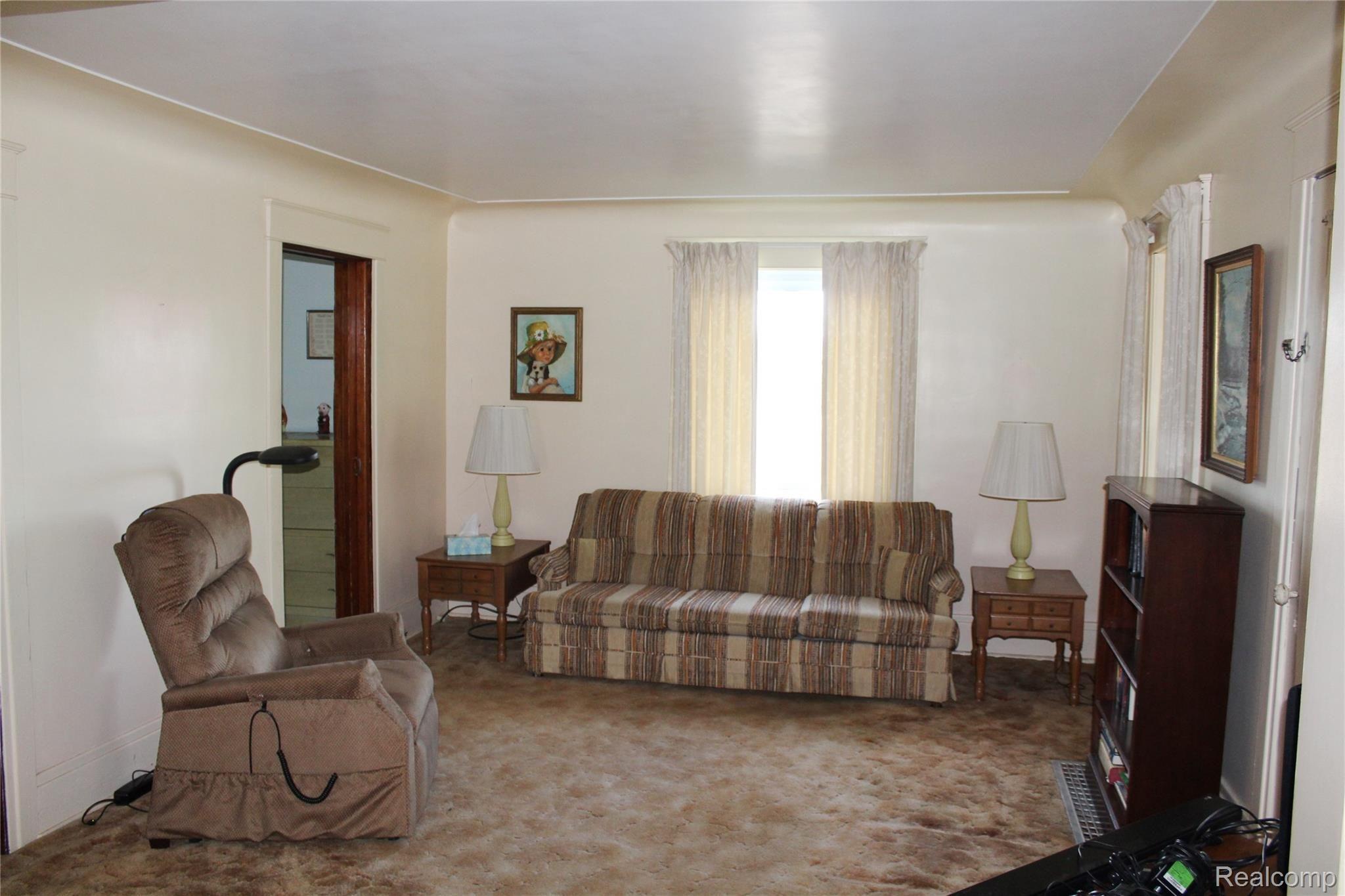 7203 Lahring Road Gaines, MI 48436 - Photo 15 of 42 IMG_5027.JPG