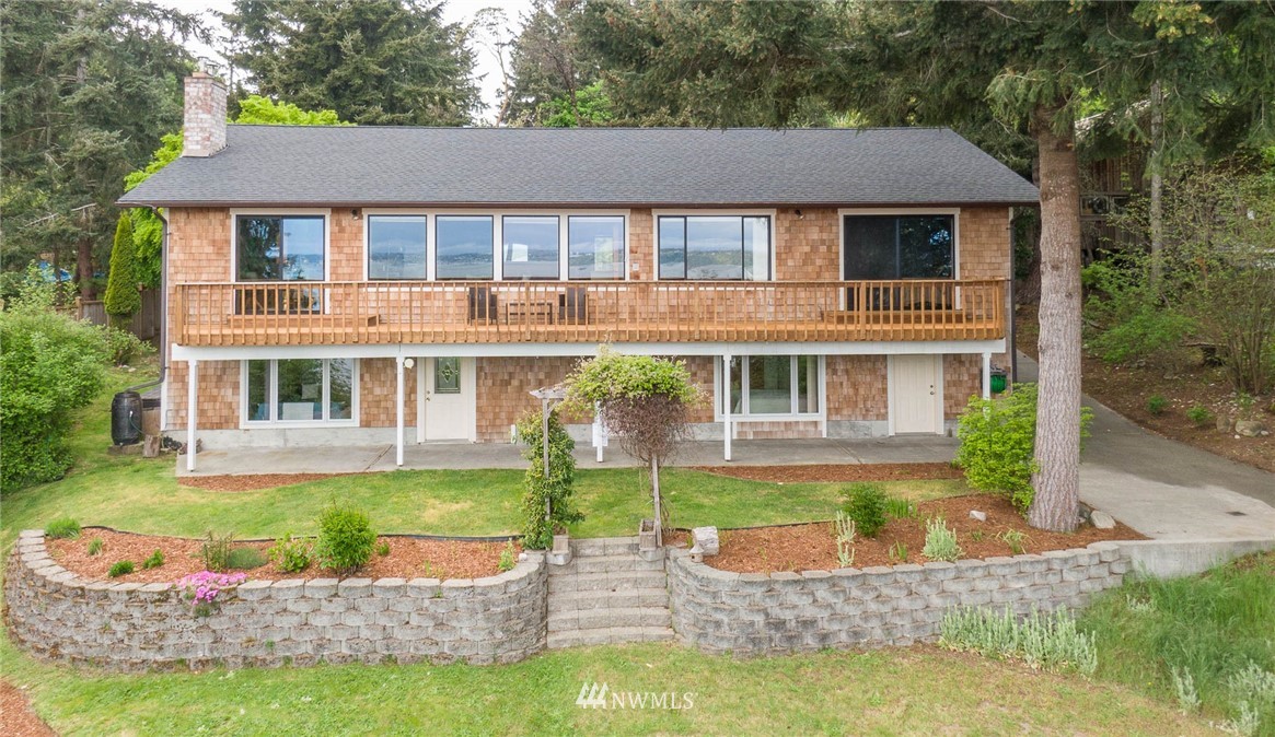 21416 Tramp Harbor Road Southwest Vashon, WA 98070 - Photo 1 of 40 Gallery Image 1