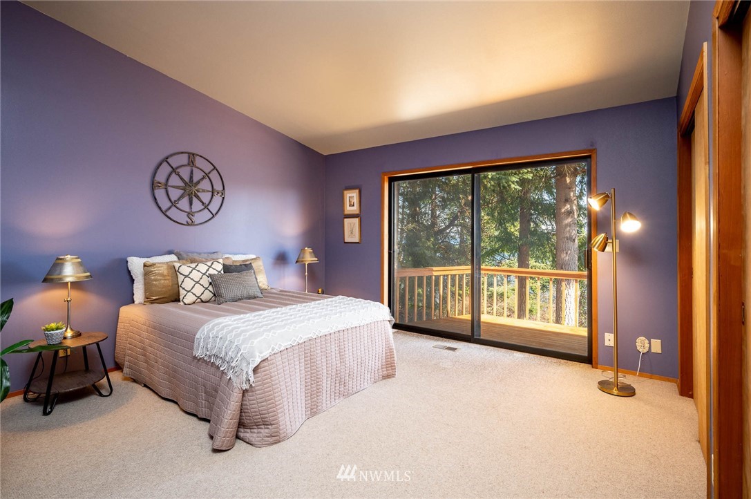 21416 Tramp Harbor Road Southwest Vashon, WA 98070 - Photo 12 of 40 Gallery Image 12