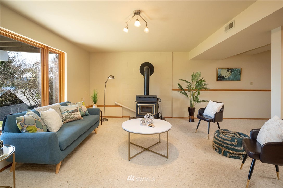 21416 Tramp Harbor Road Southwest Vashon, WA 98070 - Photo 21 of 40 Gallery Image 21