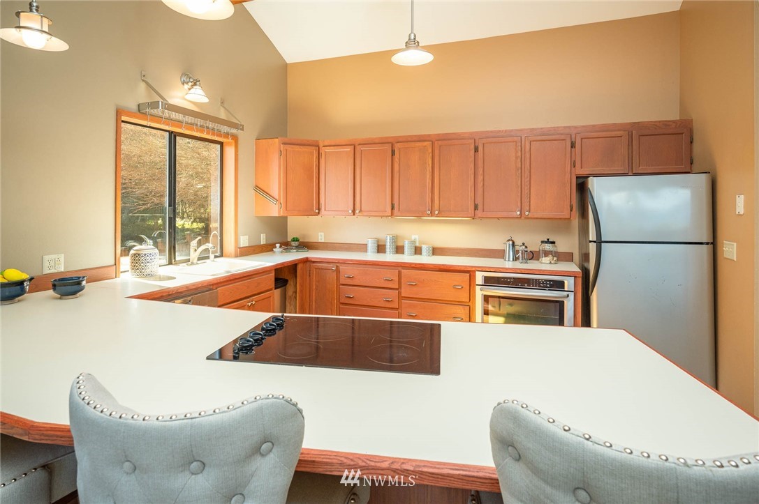 21416 Tramp Harbor Road Southwest Vashon, WA 98070 - Photo 8 of 40 Gallery Image 8