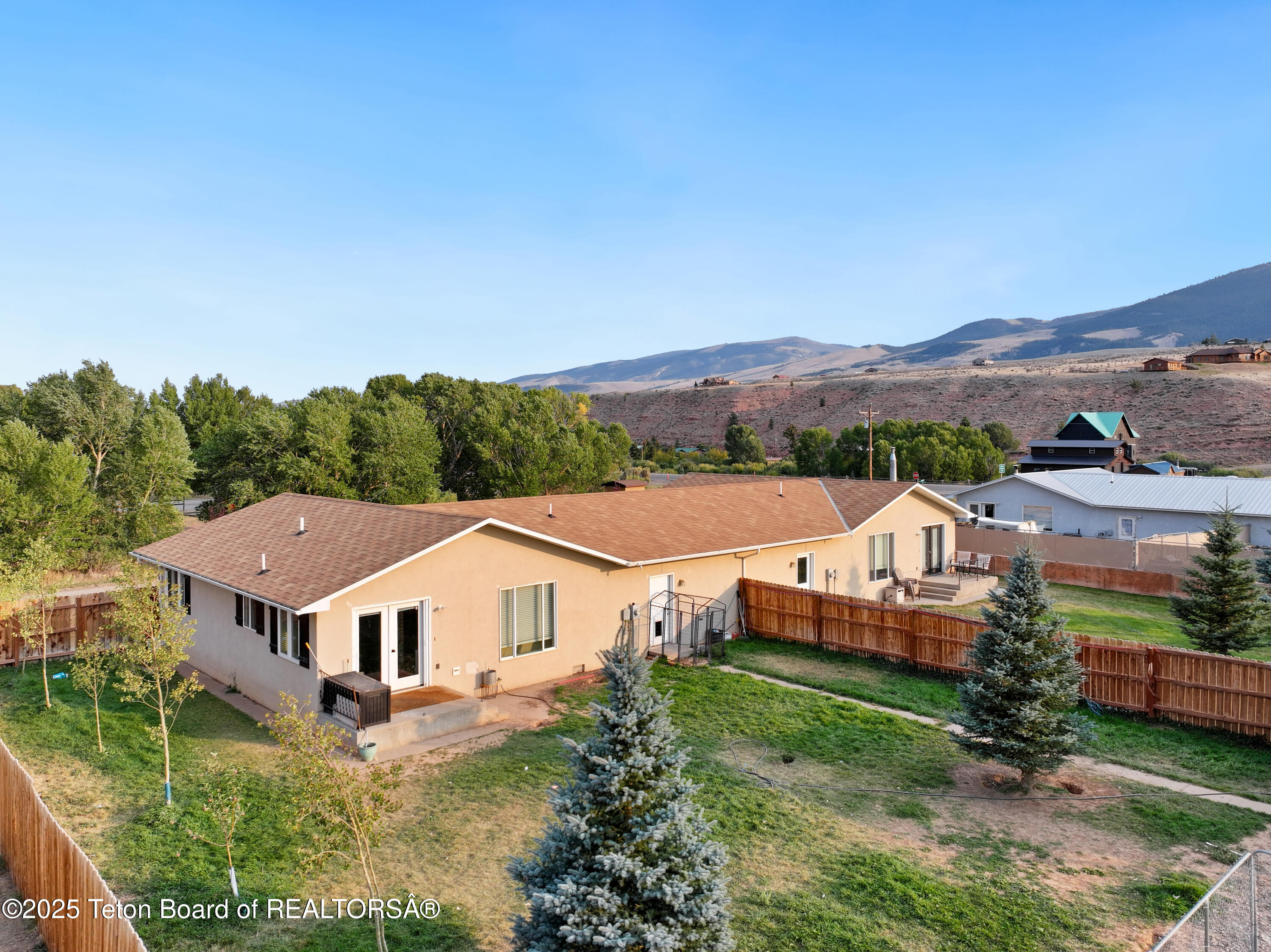 102 Taylor Creek Road Dubois, WY 82513 - Photo 4 of 21 026