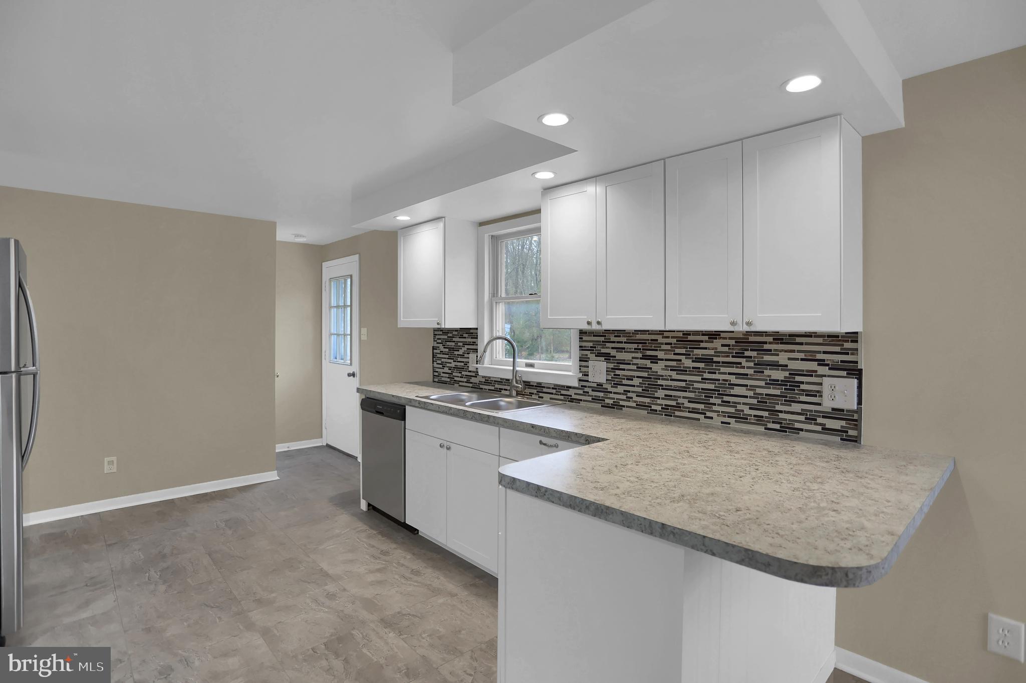223 Pickett Road Dover, PA 17315 - Photo 11 of 50 Gallery Image 11