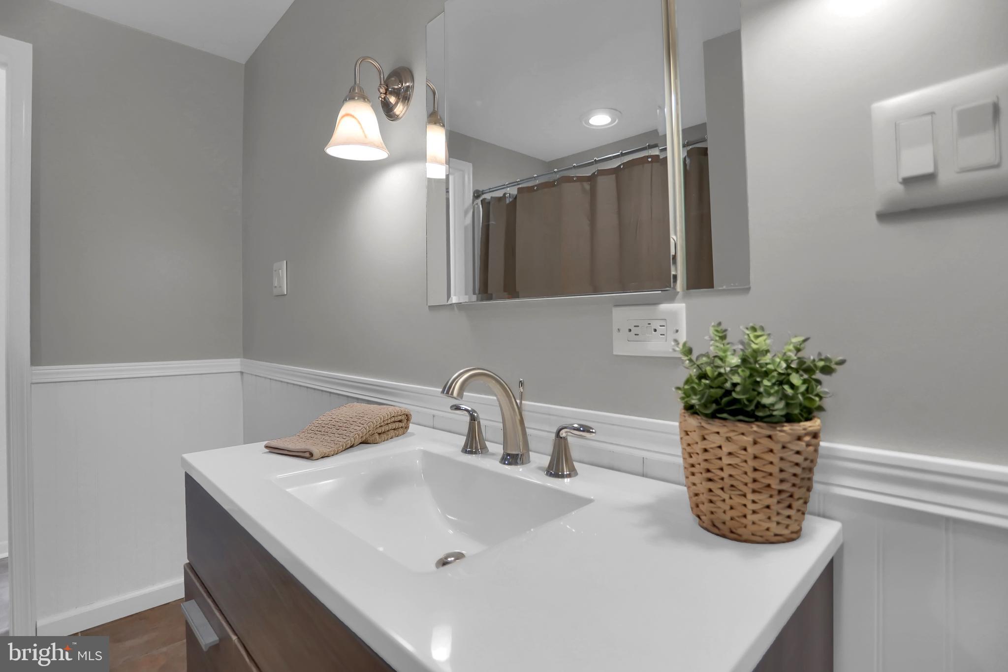223 Pickett Road Dover, PA 17315 - Photo 25 of 50 Gallery Image 25