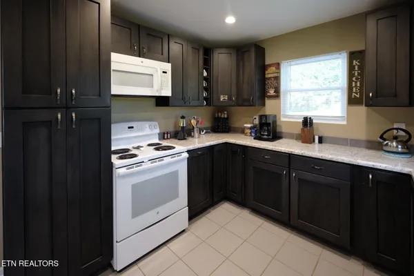 $1,600 | 399 Texas Lane, Kingston, TN 37763