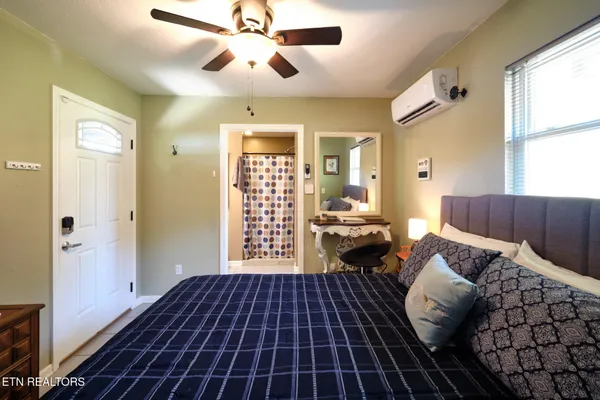 $1,600 | 399 Texas Lane, Kingston, TN 37763