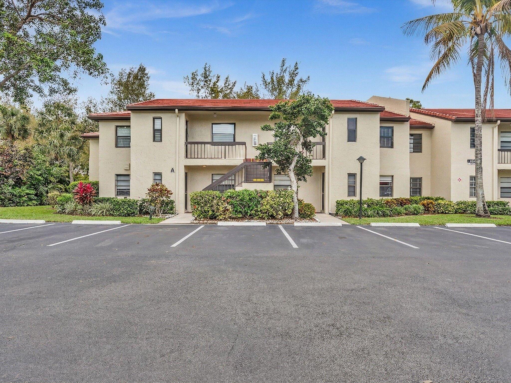 8410 Casa Del Lago, Unit 20A Boca Raton, FL 33433 - Photo 6 of 53 01-FPP0475