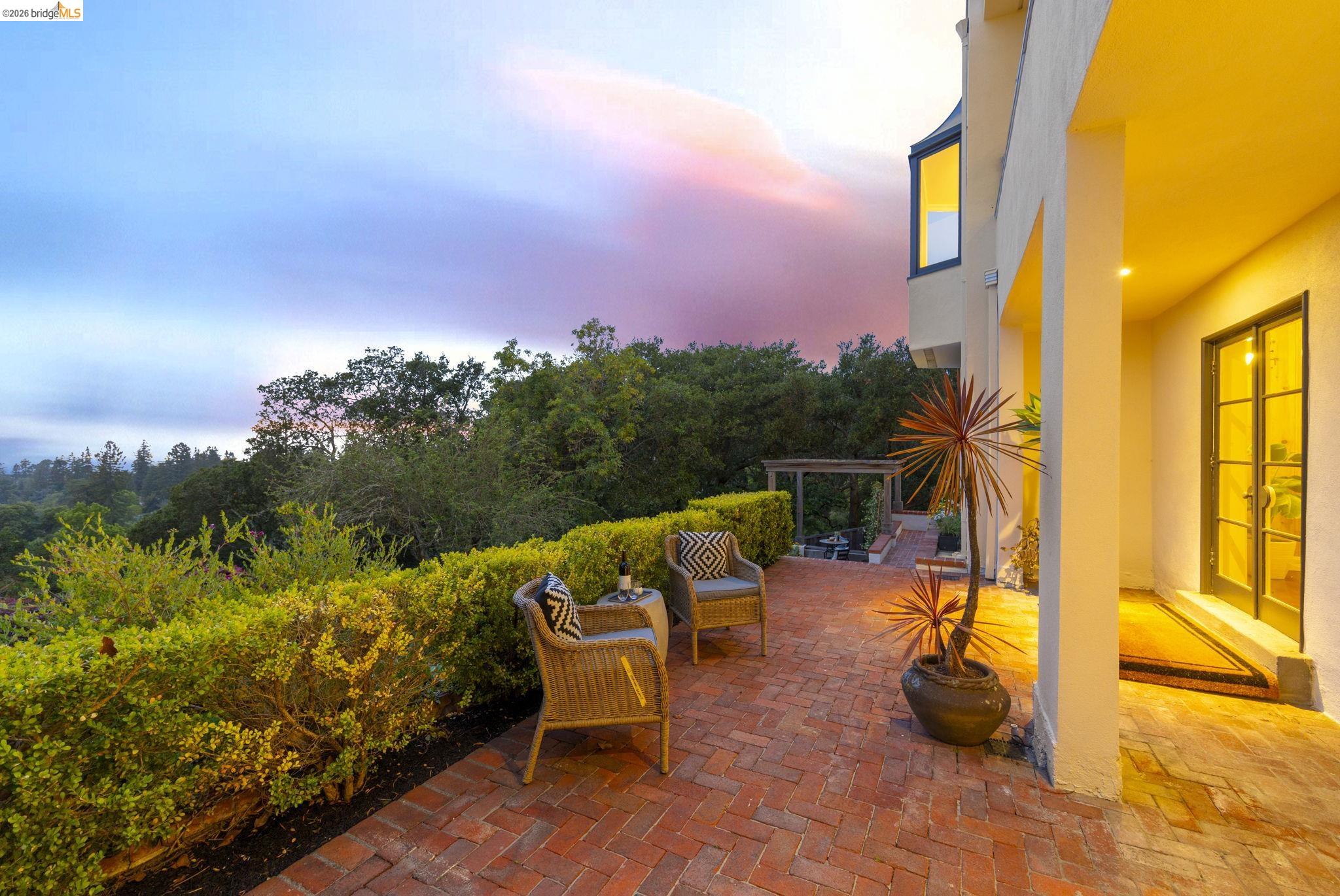 110 Somerset Road Piedmont, CA 94611 - Photo 76 of 82