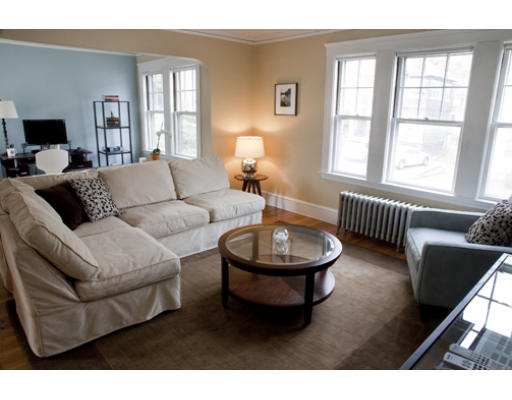 10 Ricker Road, Unit 10 Newton, MA 02458 - Photo 3 of 5 Gallery Image 3
