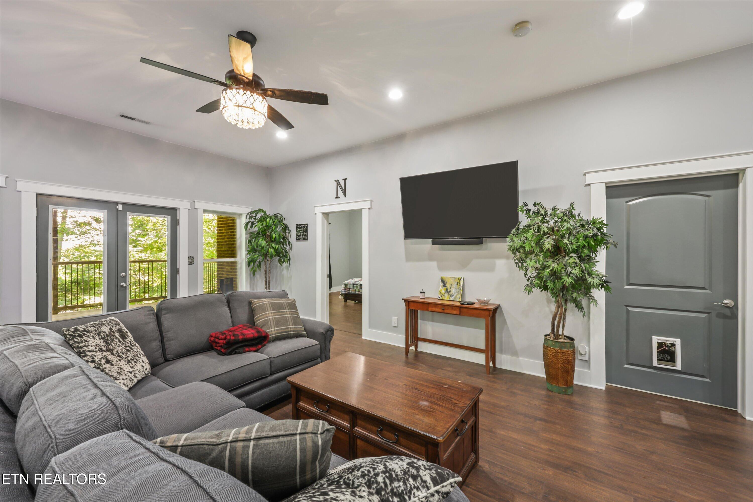 103 Winchester Circle Oak Ridge, TN 37830 - Photo 34 of 58 34-103 Winchester Cir 038