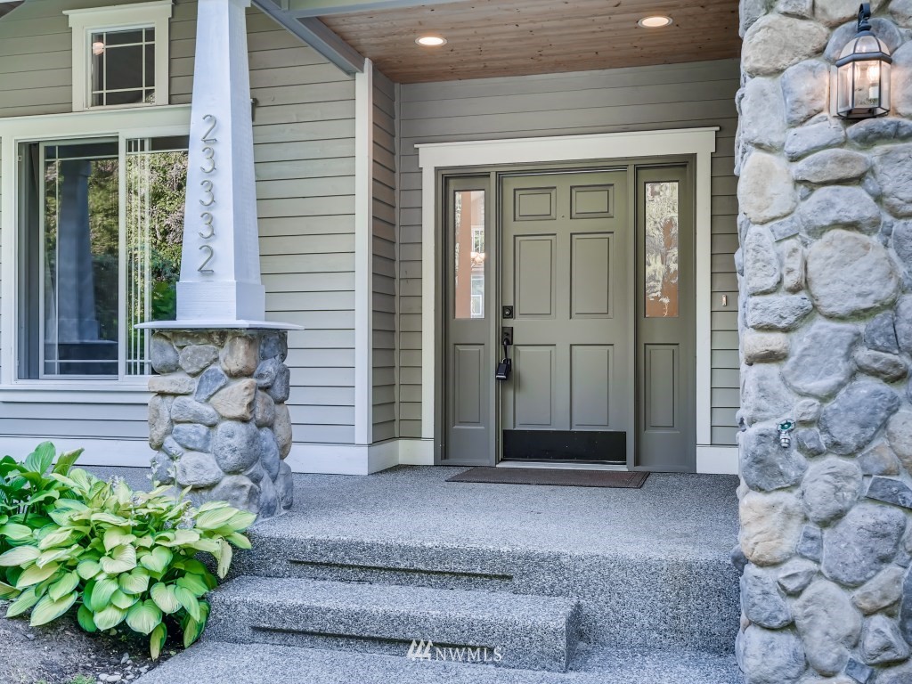 23332 13th Avenue Southeast Bothell, WA 98021 - Photo 3 of 29