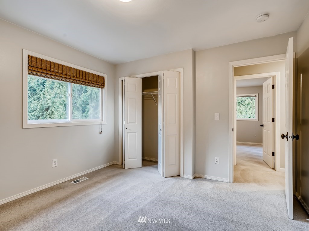 23332 13th Avenue Southeast Bothell, WA 98021 - Photo 23 of 29
