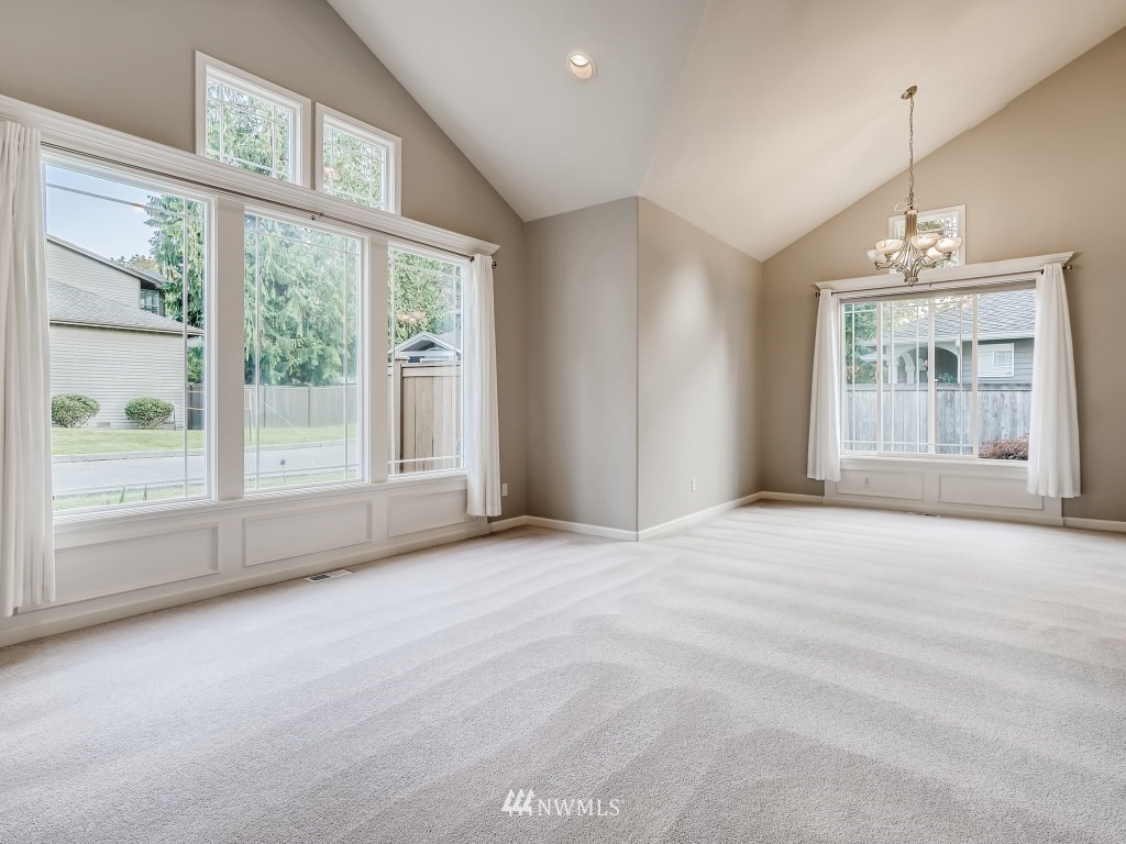 23332 13th Avenue Southeast Bothell, WA 98021 - Photo 4 of 29