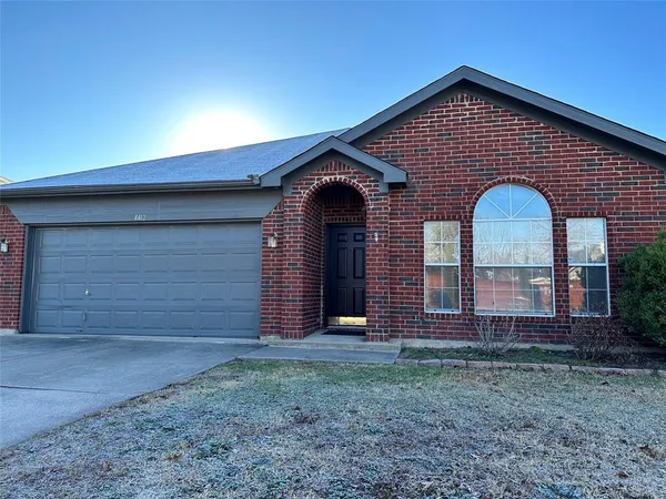 $2,095 | 4412 Park Creek Court, Fort Worth, TX 76137