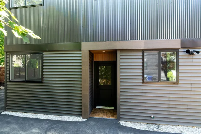 $659,900 | 12 Daggett Court, Unit 2, Providence, RI 02906