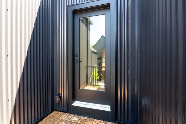 $659,900 | 12 Daggett Court, Unit 2, Providence, RI 02906