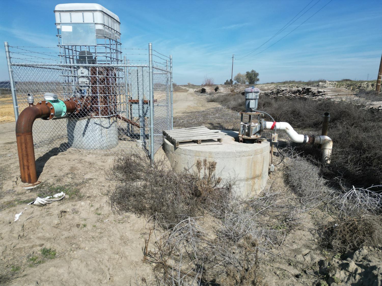 0 Moc: Oliveira Ranch Lemoore, CA 93245 - Photo 13 of 25 a view of a city
