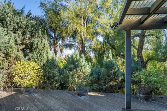 $1,649,000 | 5653 Shirley Avenue, Tarzana, CA 91356