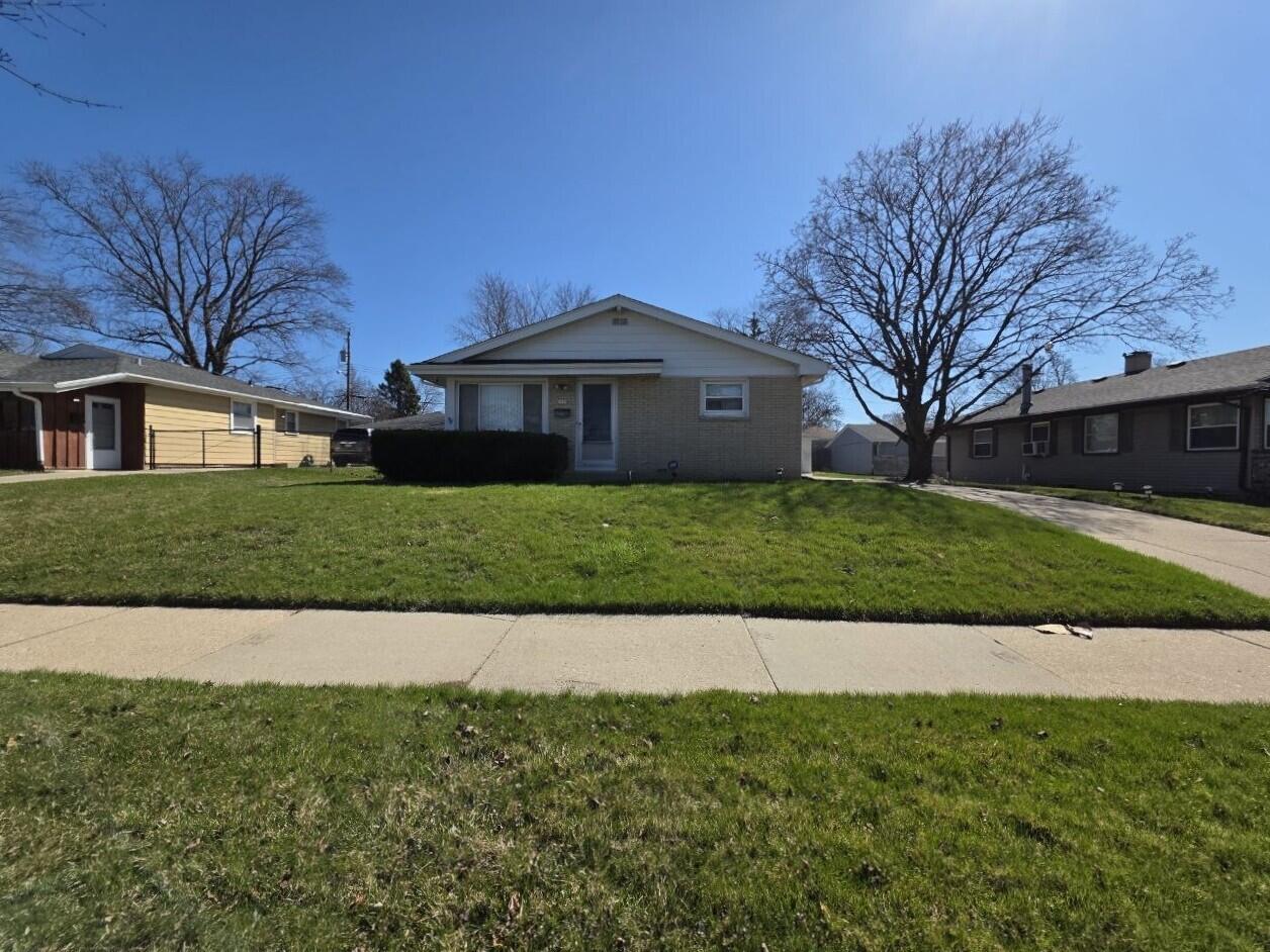 5654 North 90th Street Milwaukee, WI 53225 - Photo 1 of 14 Milwaukee, WI 1