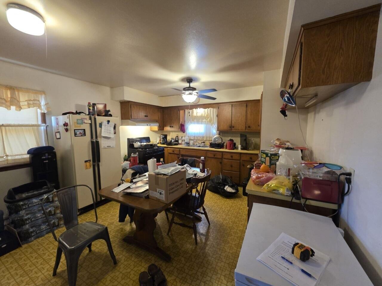 5654 North 90th Street Milwaukee, WI 53225 - Photo 4 of 14 Milwaukee, WI 4
