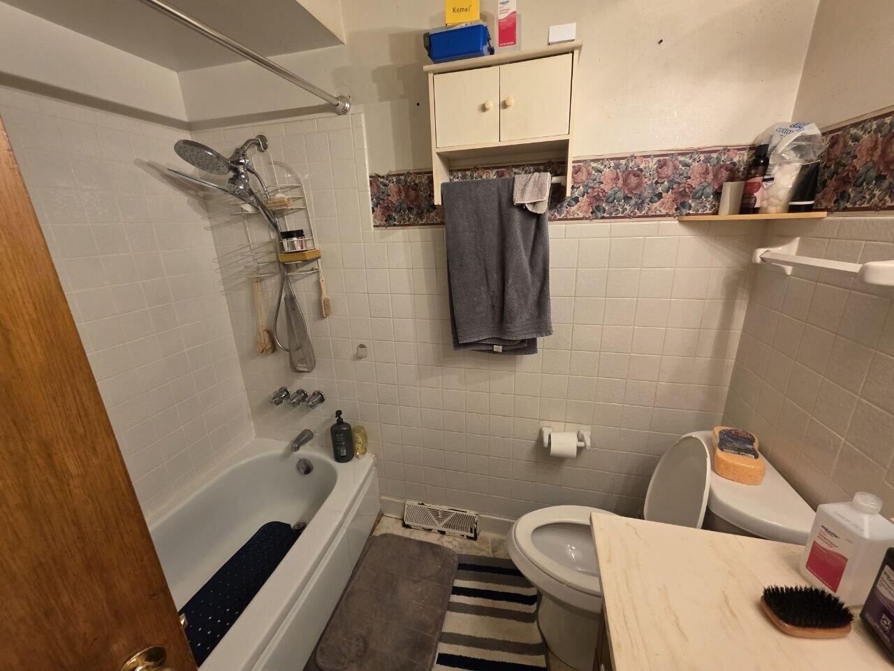 5654 North 90th Street Milwaukee, WI 53225 - Photo 10 of 14 Milwaukee, WI 10