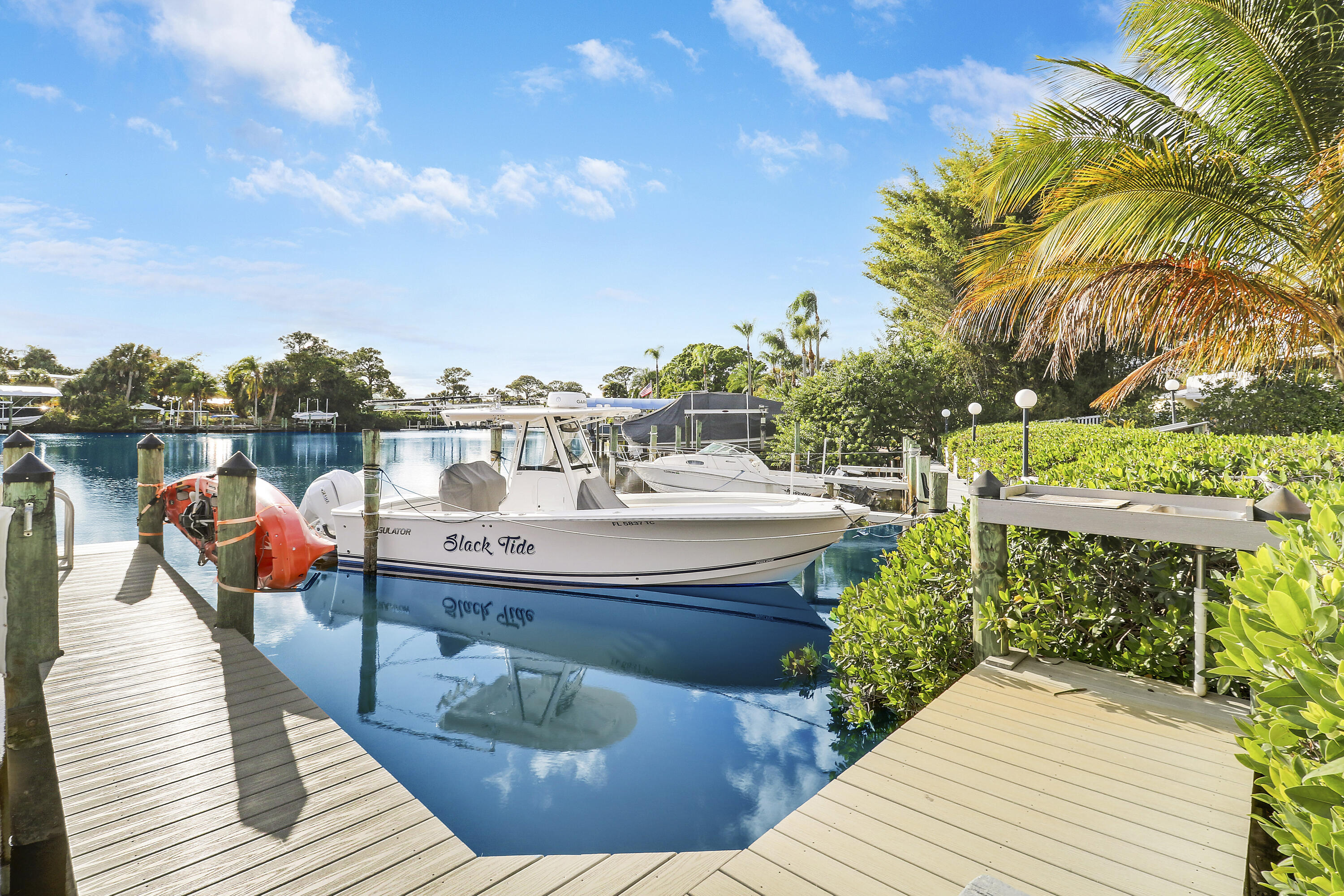 964 Northwest Spruce Ridge Drive, Unit D1 Stuart, FL 34994 - Photo 32 of 33 Docks