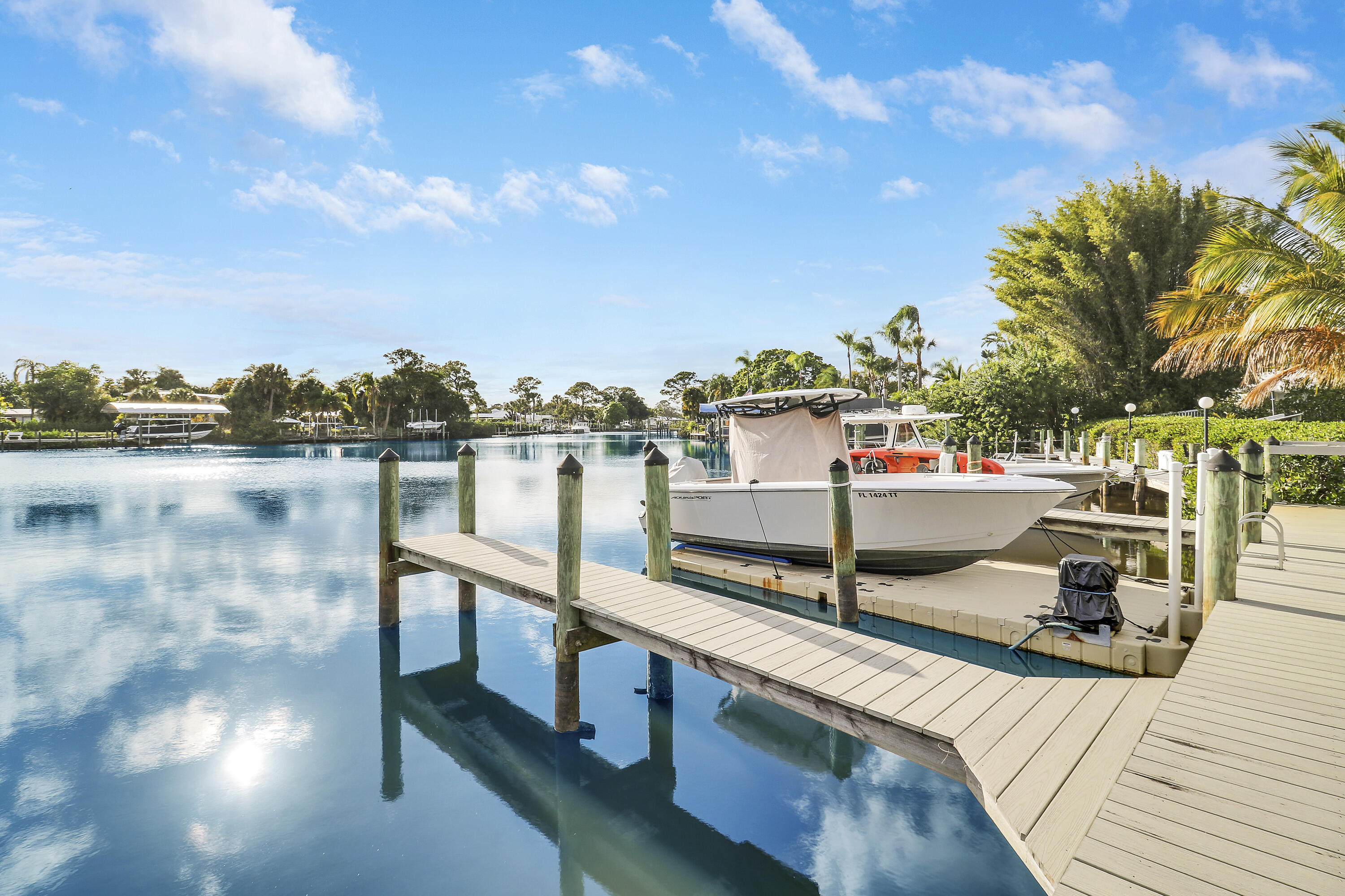 964 Northwest Spruce Ridge Drive, Unit D1 Stuart, FL 34994 - Photo 33 of 33 Docks