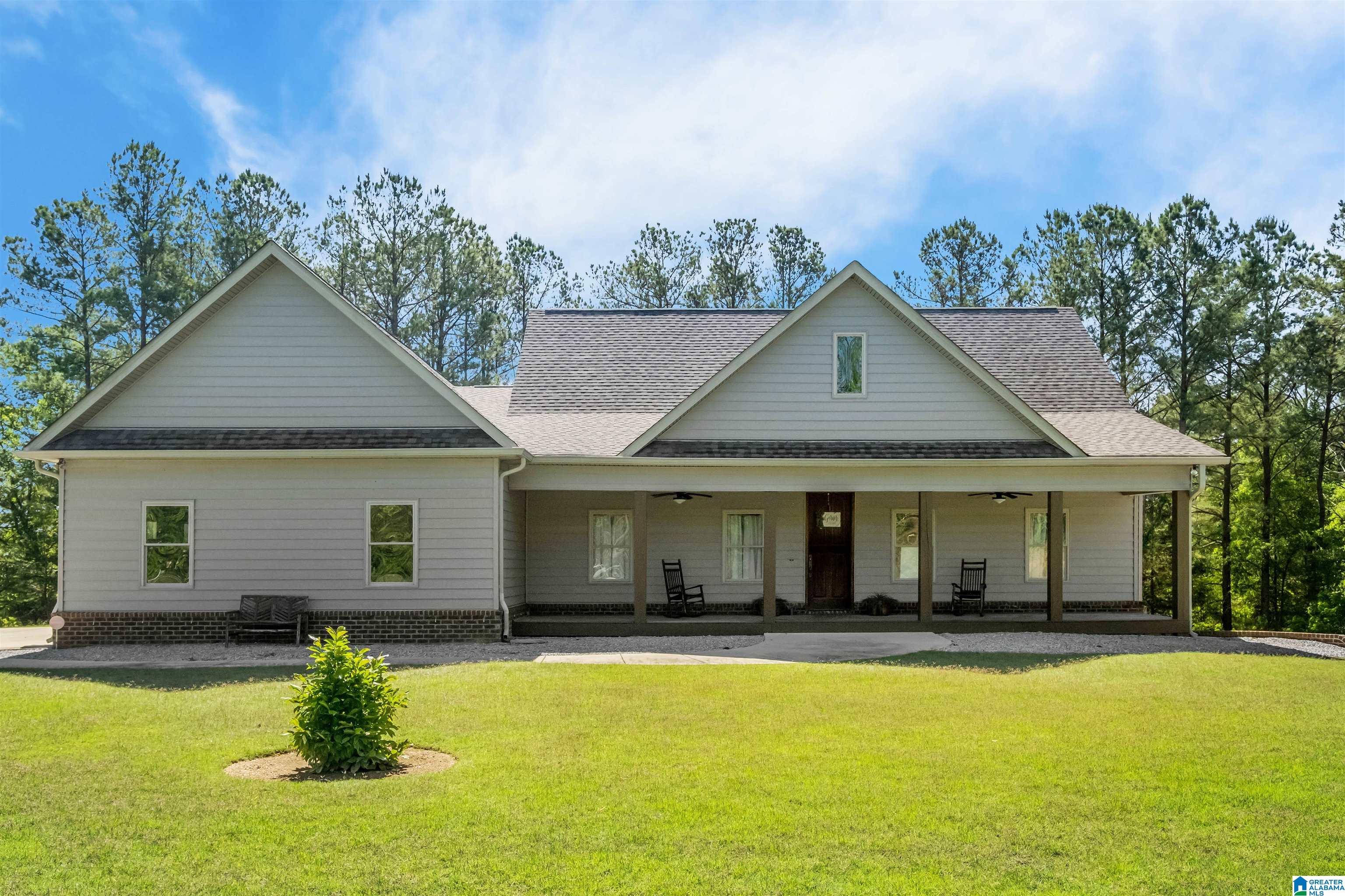 821 Highway 304 Calera Al Calera, AL 35040 - Photo 1 of 36
