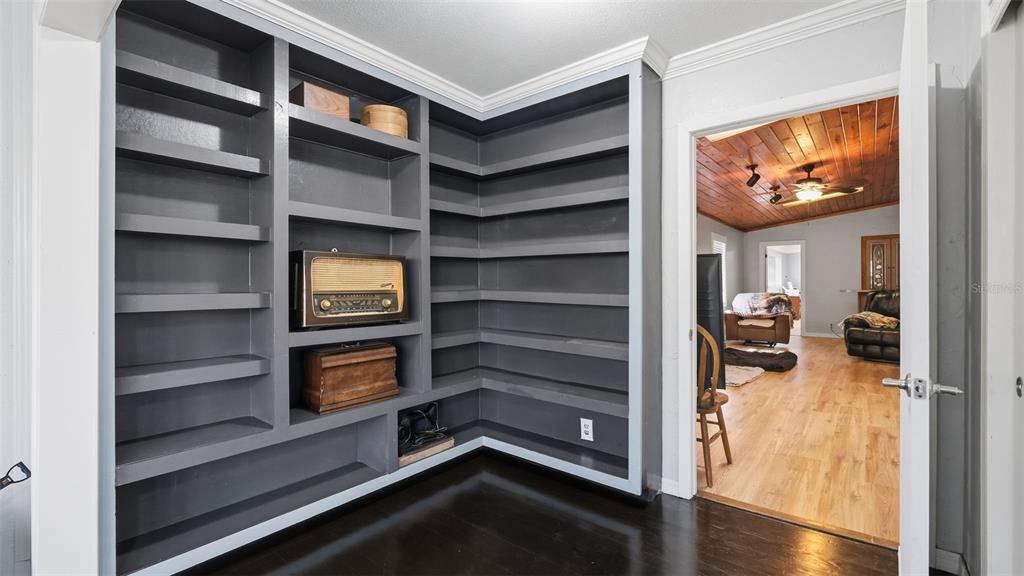 10565 Bessemer Street New Port Richey, FL 34654 - Photo 23 of 72