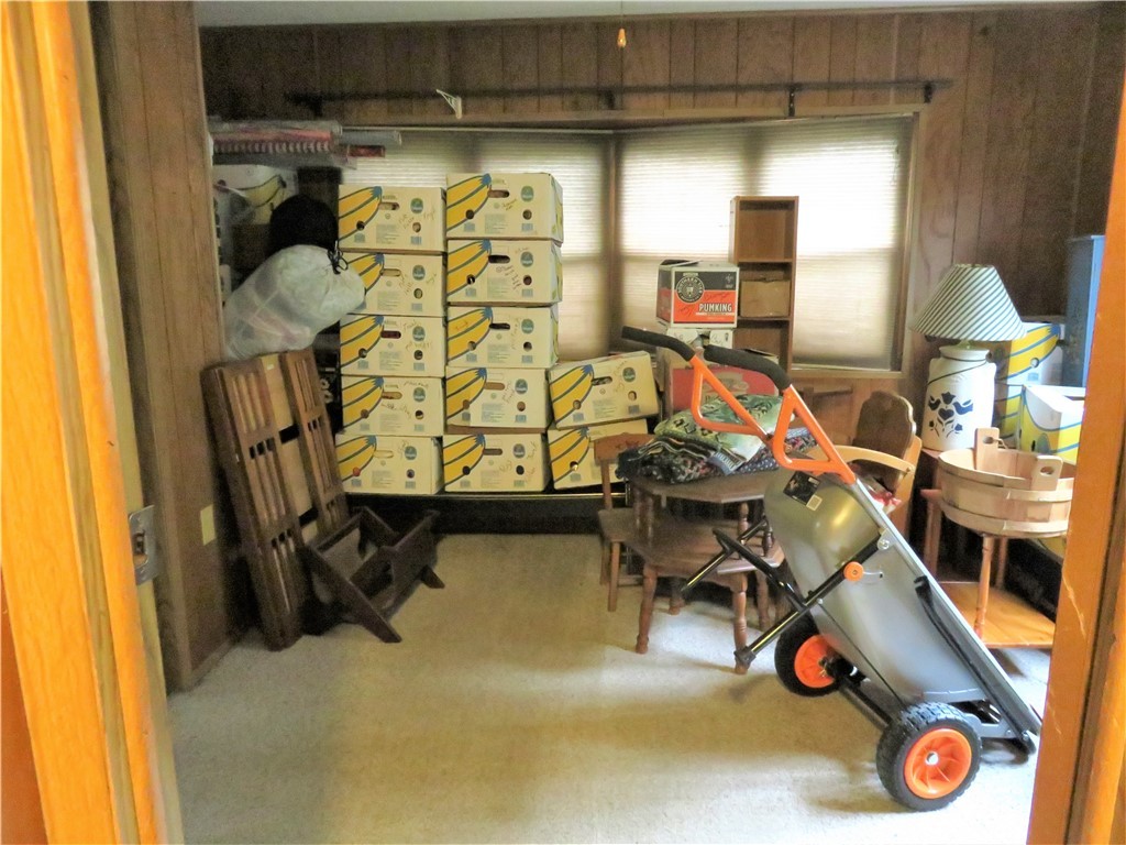36 Rexmere Road Burrillville, RI 02839 - Photo 19 of 38