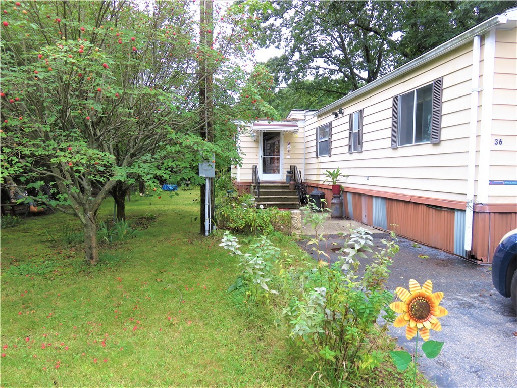 36 Rexmere Road Burrillville, RI 02839 - Photo 23 of 38