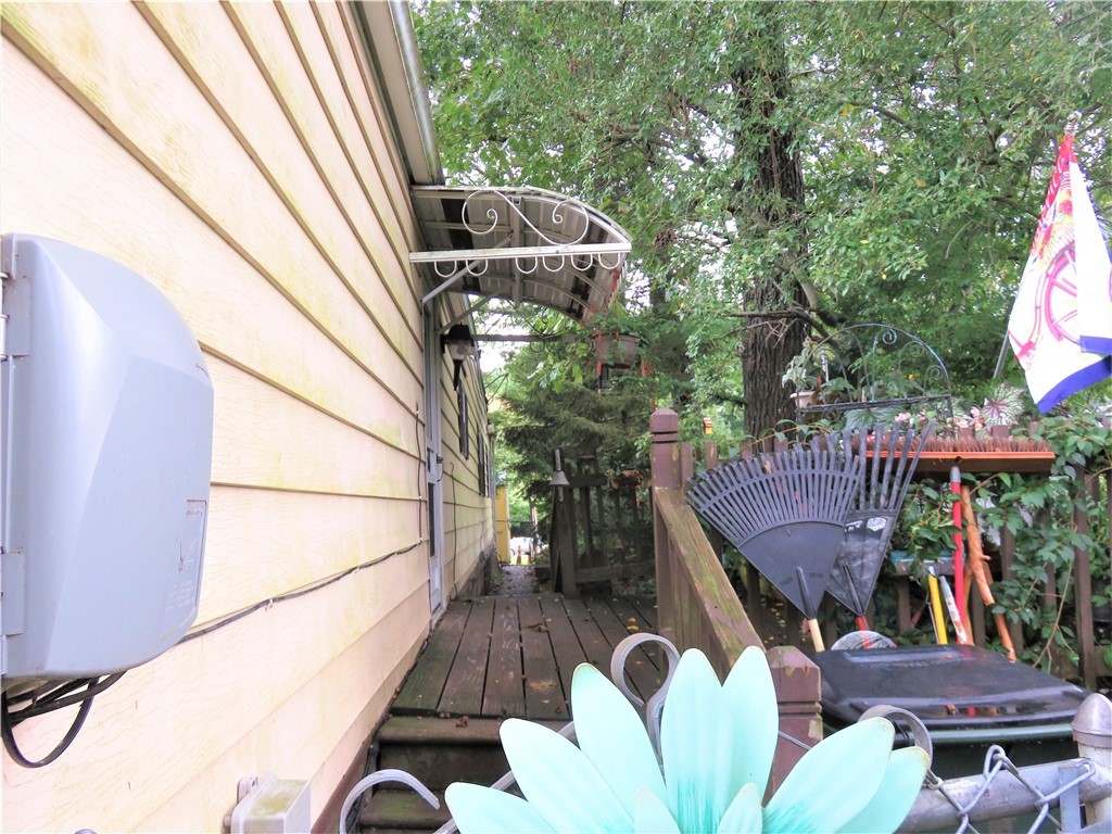 36 Rexmere Road Burrillville, RI 02839 - Photo 24 of 38