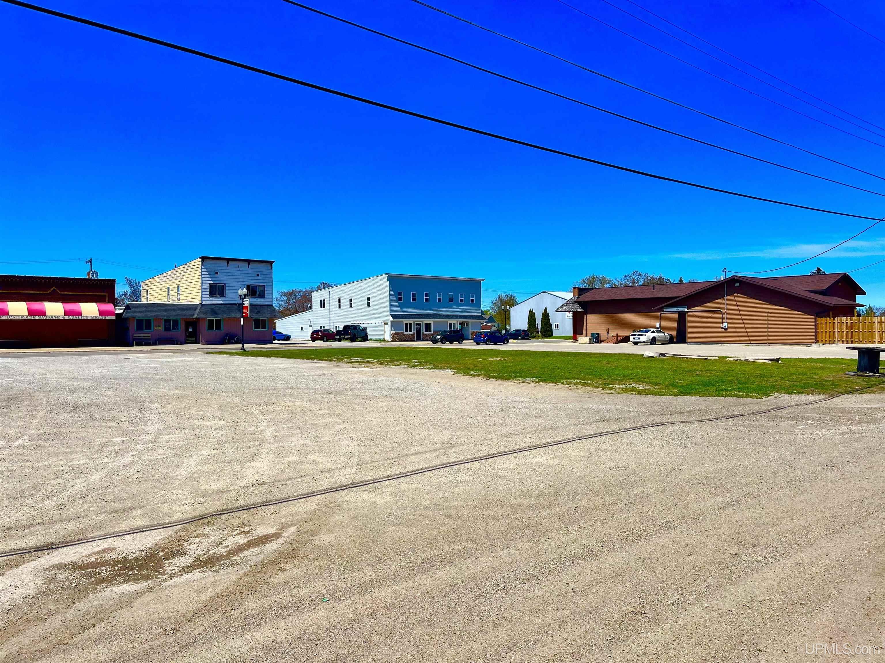 1518-1522 Sheridan Road Escanaba, MI 49829 - Photo 3 of 6