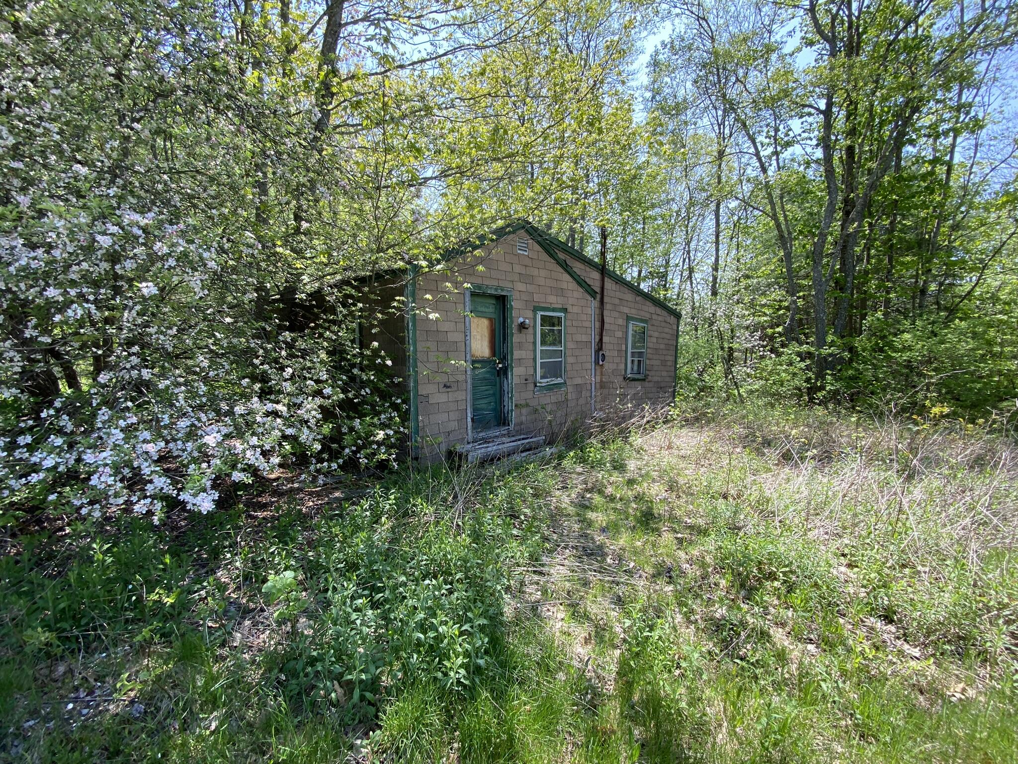 101 Washington Road Waldoboro, ME 04572 - Photo 8 of 35 IMG_4270