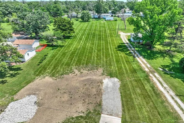 $50,000 | 121 State Route, Mount Zion, IL 62549