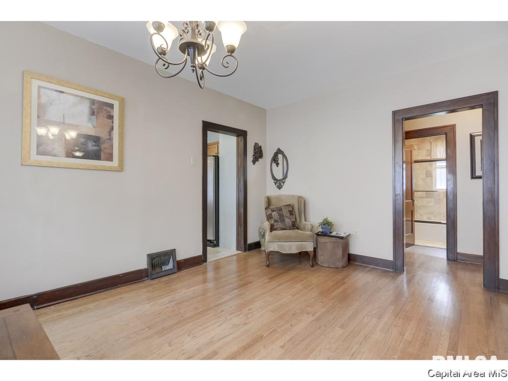1441 North 3rd Street Springfield, IL 62702 - Photo 9 of 27