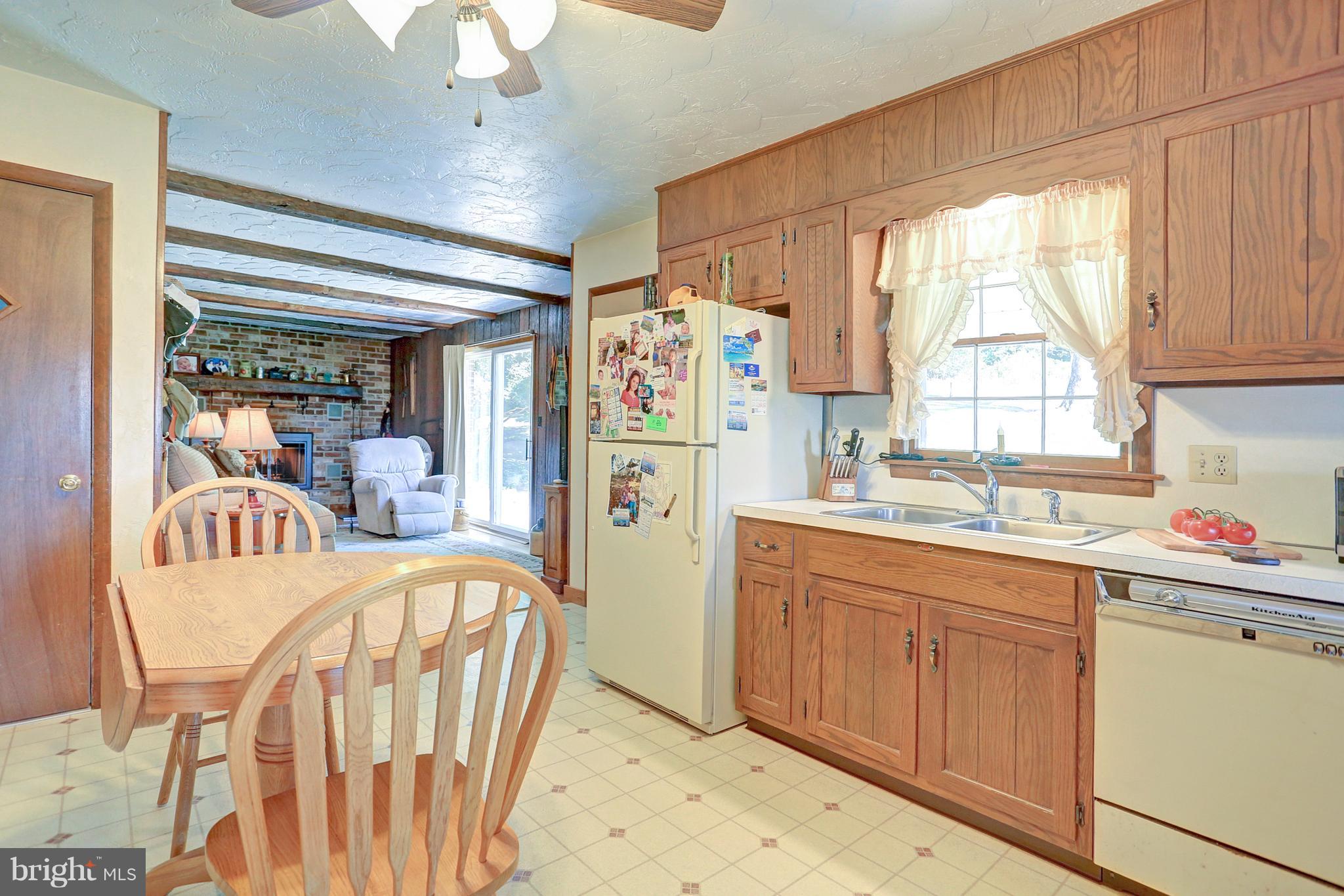 114 Iron Ridge Road Spring Grove, PA 17362 - Photo 2 of 34
