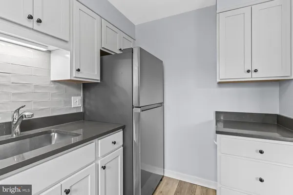 $2,328 | 6611 East Wakefield Drive, Unit B1, Alexandria, VA 22307