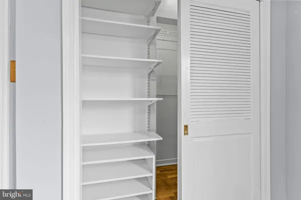 $2,328 | 6611 East Wakefield Drive, Unit B1, Alexandria, VA 22307