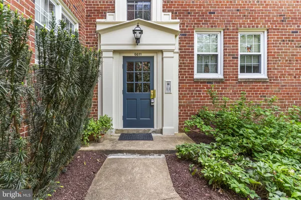 $2,328 | 6611 East Wakefield Drive, Unit B1, Alexandria, VA 22307