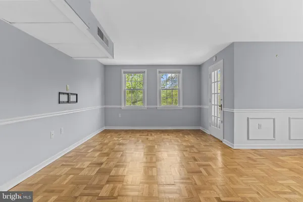 $2,328 | 6611 East Wakefield Drive, Unit B1, Alexandria, VA 22307