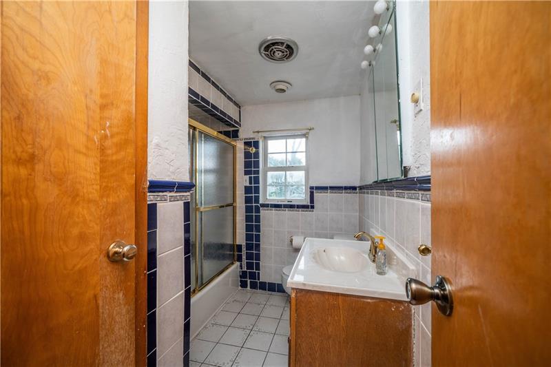 170 Churchill Road Turtle Creek, PA 15145 - Photo 18 of 25 2nd full bath