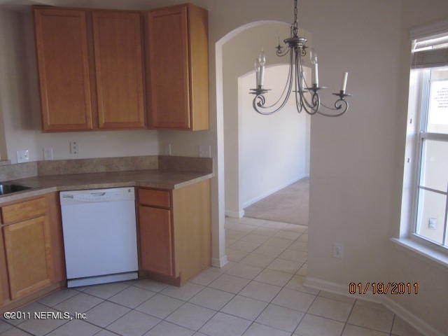 11860 Raindrop Road Jacksonville, FL 32219 - Photo 3 of 10 .
