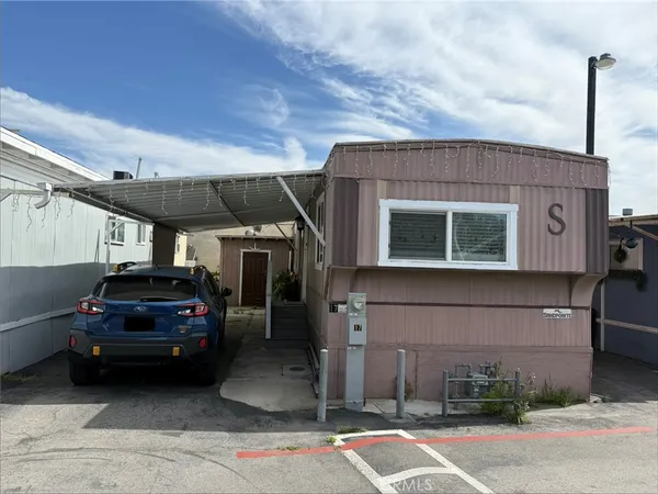 a view of a car garage