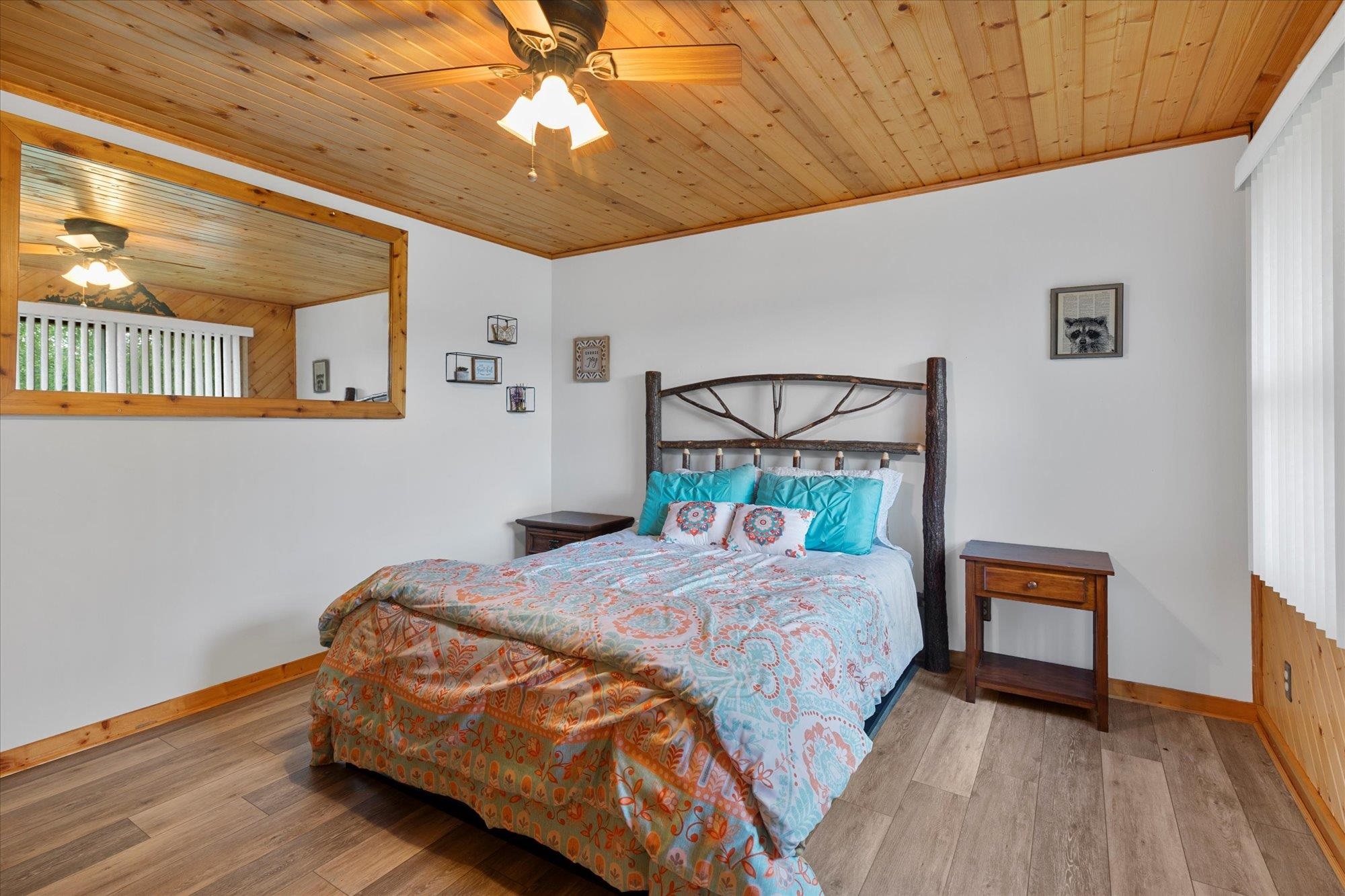 N9131 Parkway Road Crivitz, WI 54114 - Photo 16 of 35