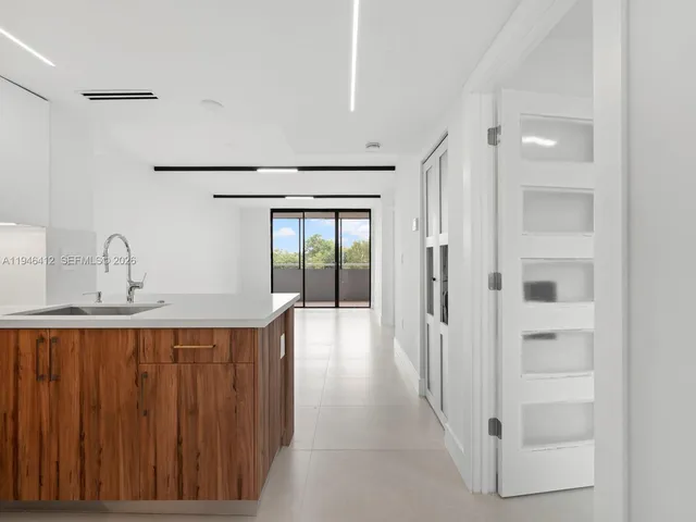 $309,000 | 8215 Southwest 152nd Avenue, Unit G308, Miami, FL 33193