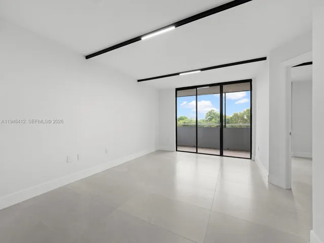 $309,000 | 8215 Southwest 152nd Avenue, Unit G308, Miami, FL 33193