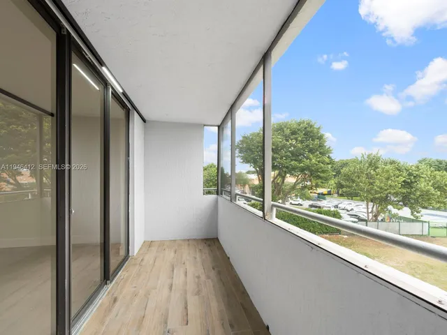 $309,000 | 8215 Southwest 152nd Avenue, Unit G308, Miami, FL 33193