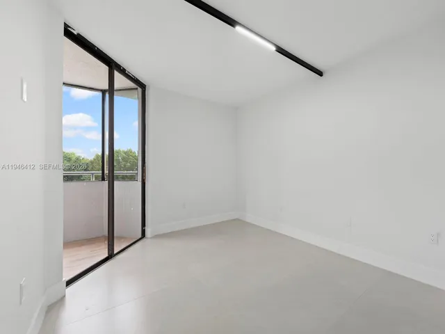 $309,000 | 8215 Southwest 152nd Avenue, Unit G308, Miami, FL 33193